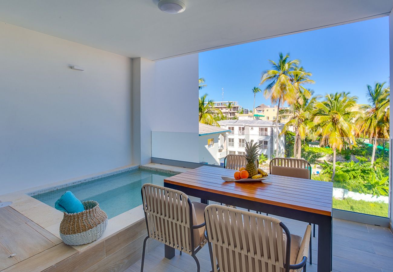 Apartamento en Bávaro - Gorgeous Private picuzzi on the terrace close to the Beach