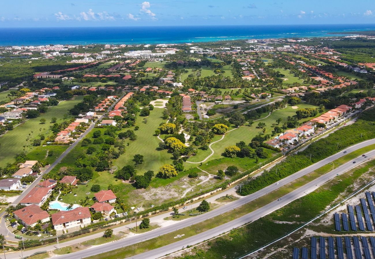 Apartamento en Bávaro - Amazing Golf views 3 bedrooms apartment in Cocotal