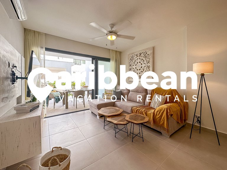 Beauty pool views apartment steps to Playa Bavaro