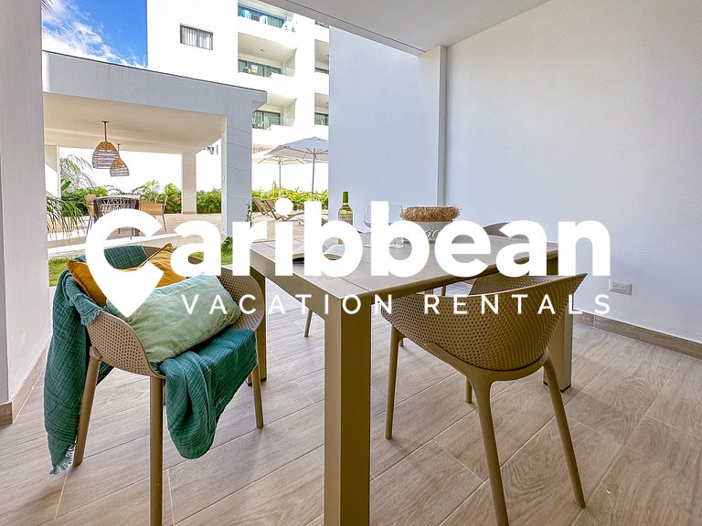 Beauty pool views apartment steps to Playa Bavaro