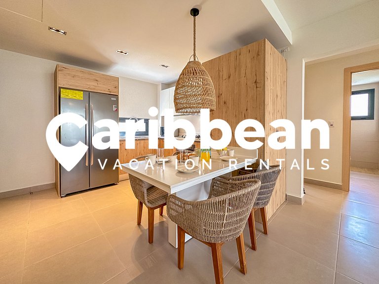 Beauty pool views apartment steps to Playa Bavaro