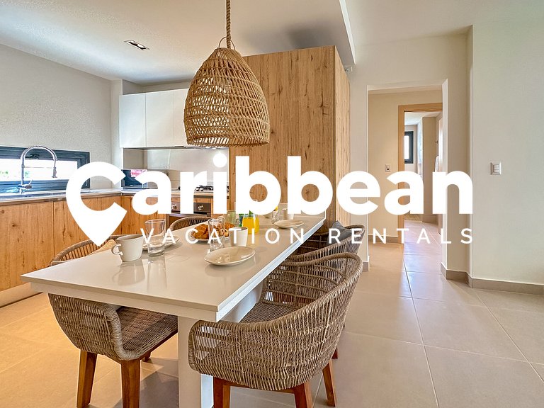 Beauty pool views apartment steps to Playa Bavaro