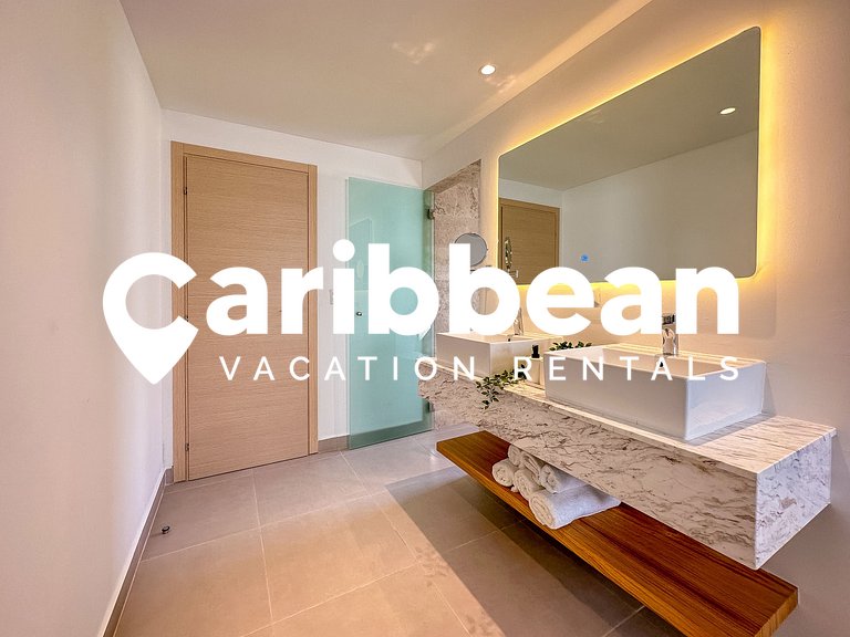 Beauty pool views apartment steps to Playa Bavaro