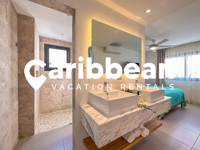 Beauty pool views apartment steps to Playa Bavaro