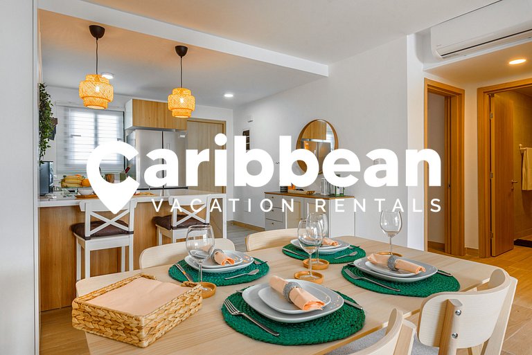 Beauty condo pool views with gym close to the beach