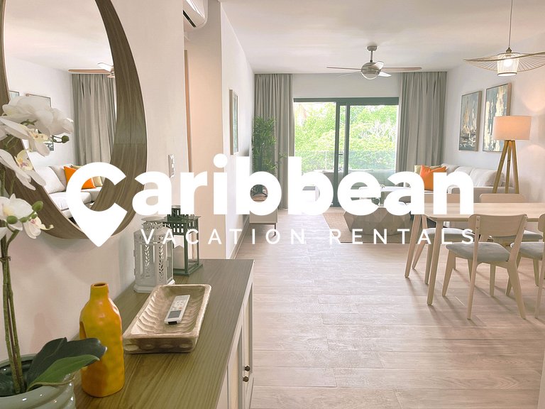 Beauty condo pool views with gym close to the beach
