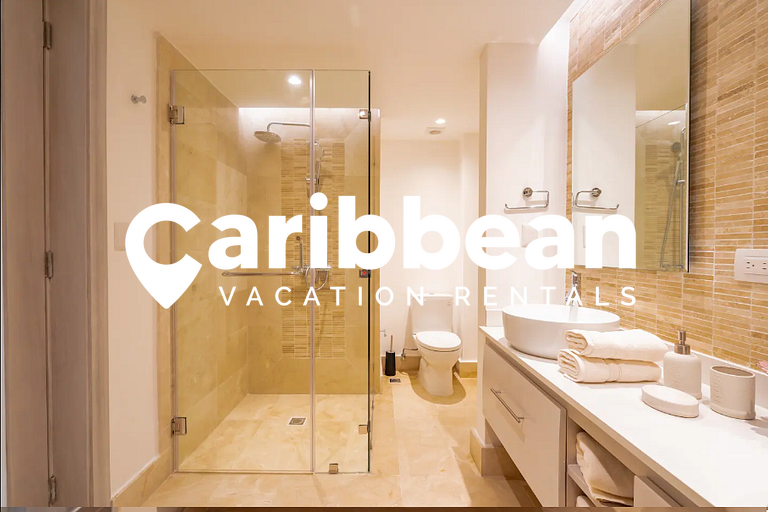 Punta Palmera Beach Front with private cold jacuzzI