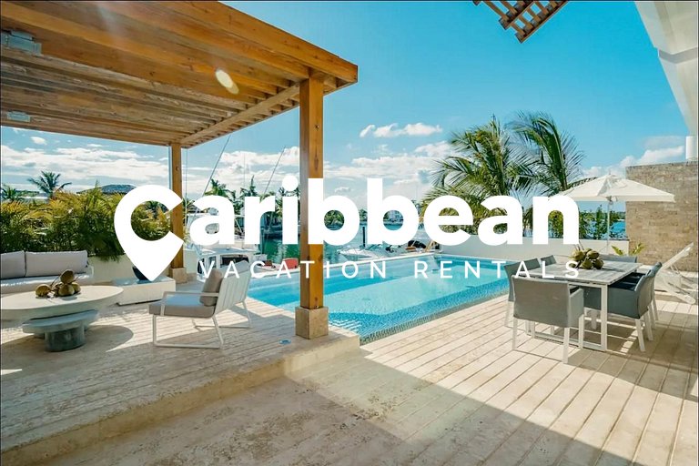 Beautiful private villa in Cap Cana Marina with views of the
