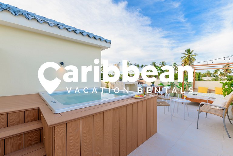 Brand New roof with private jacuzzi