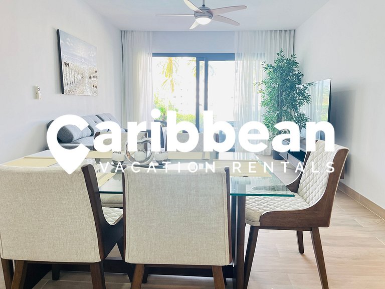 Dream pool views apartment close to the beach
