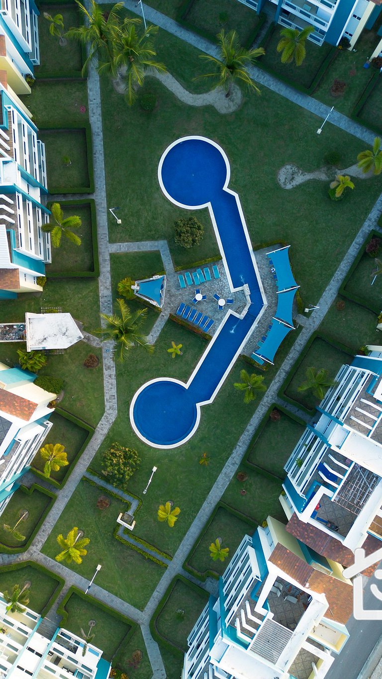 Modern • Pool + Balcony | Close to the Beach
