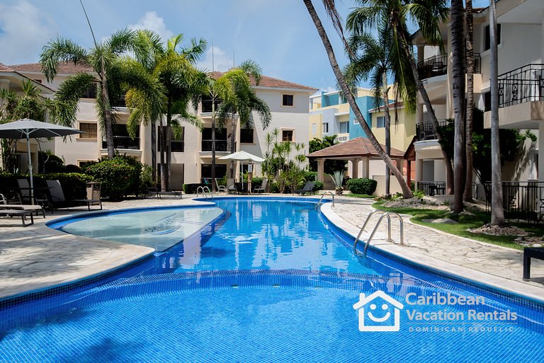 Rosa Hermosa | 2BR Pool View Condo