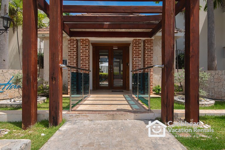 Rosa Hermosa | 2BR Pool View Condo