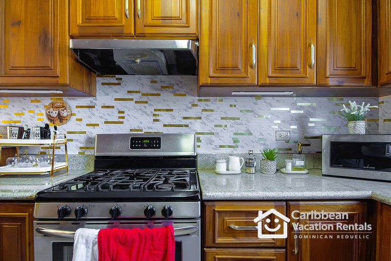 Estrella de Mar | 2BR Pool View Condo