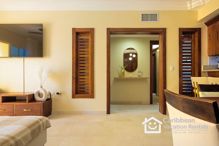 Estrella de Mar | 2BR Pool View Condo
