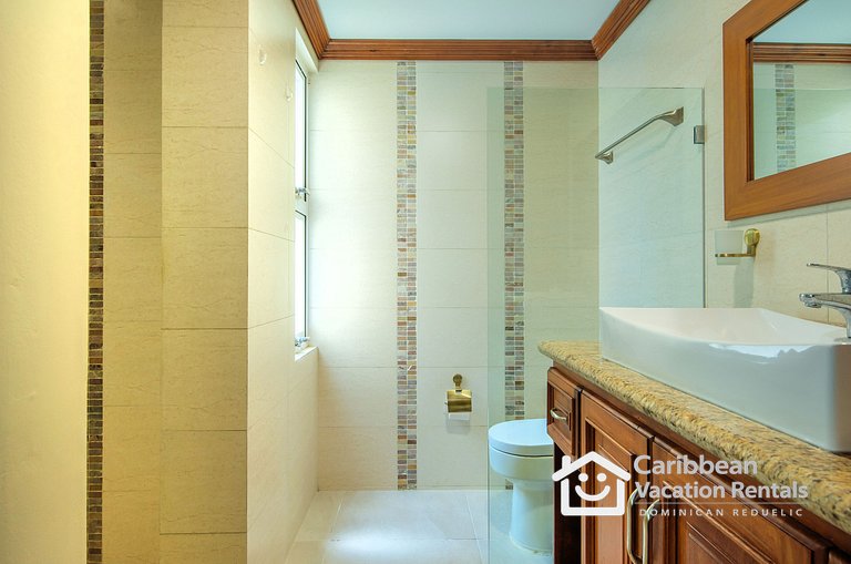 Estrella de Mar | 2BR Pool View Condo