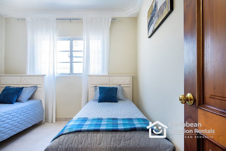 Estrella de Mar | 2BR Pool View Condo