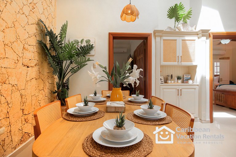 Rosa Hermosa | 2BR Pool View Condo