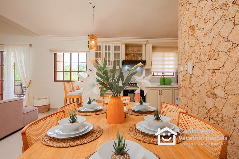 Rosa Hermosa | 2BR Pool View Condo