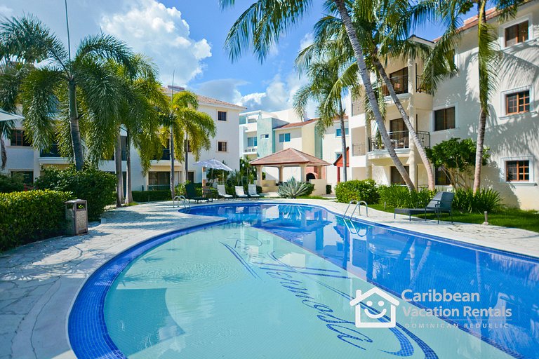 Rosa Hermosa | 2BR Pool View Condo