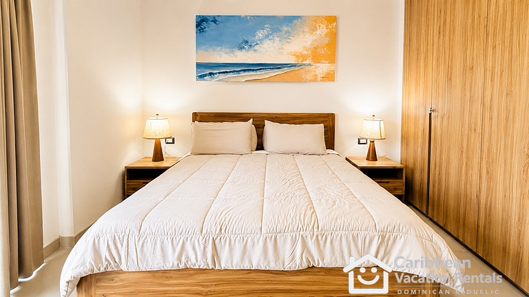 Born | 2BR ground floor with direct pool access
