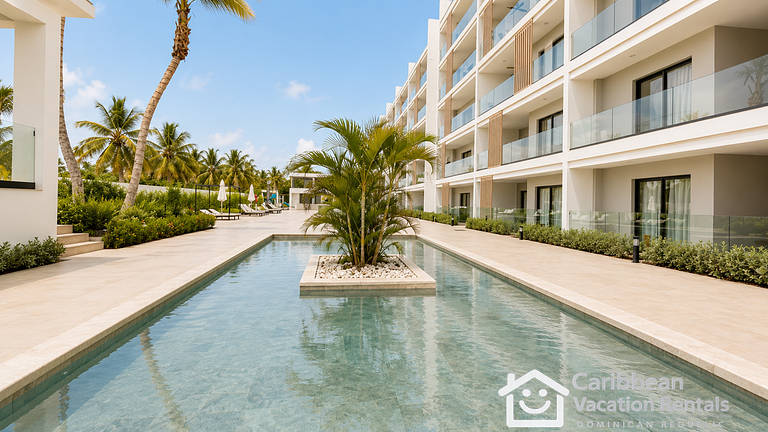 Born | 2BR ground floor with direct pool access