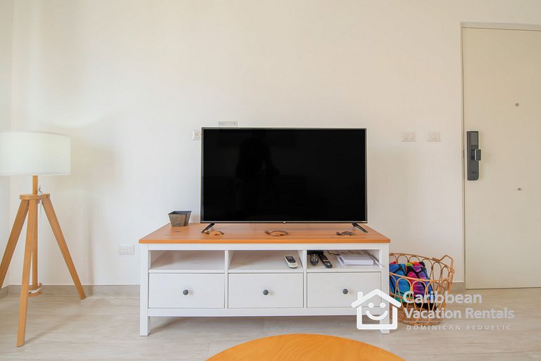 Coral Village | 1 Bedroom with Pool View