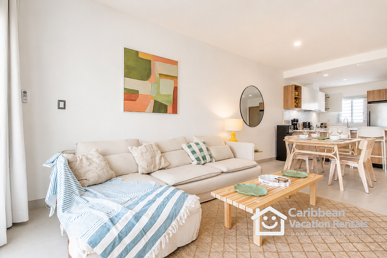Born | Modern 2BR with Pools and Gym