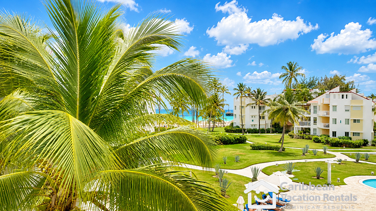 Ocean View Condo + Private Beach Playa Turquesa