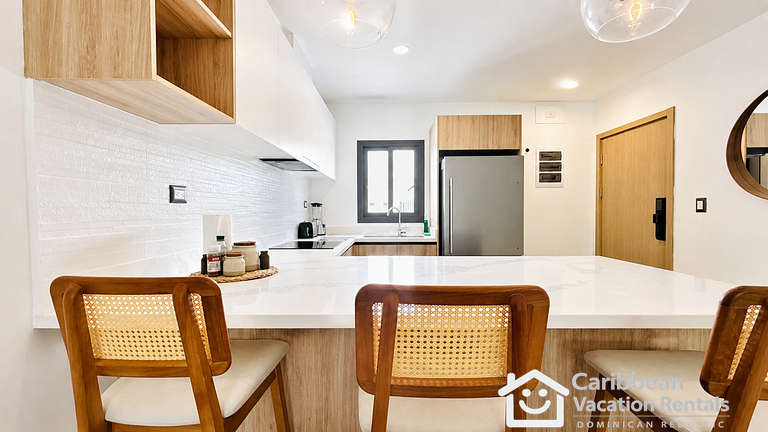 Born | Moderno 2Hab con Piscinas | 6 Huéspedes