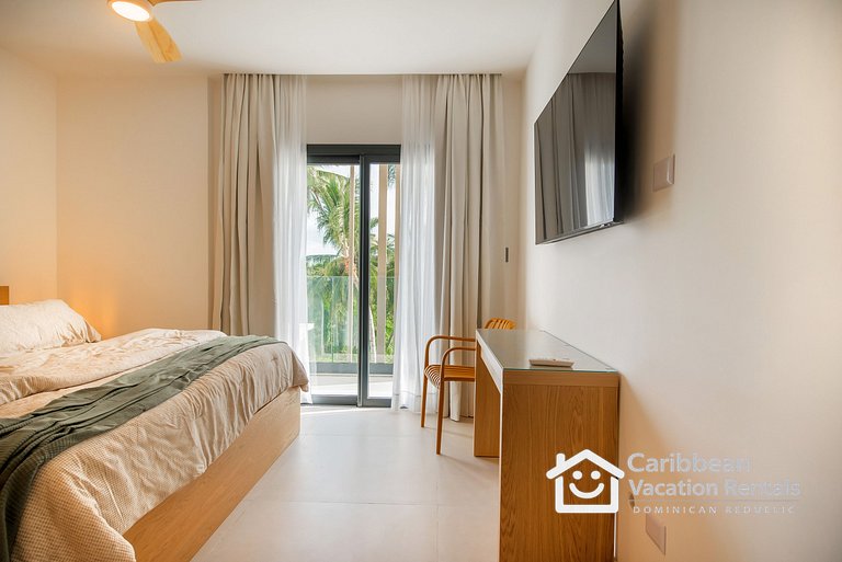 Born | 2-bedroom with Pool and Lagoon Views