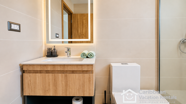 Born | 2Hab moderno con piscinas