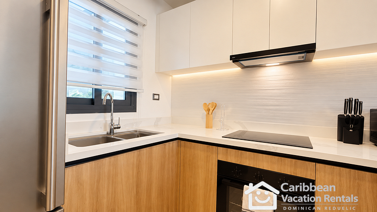 Born | 2 bedrooms with pool views