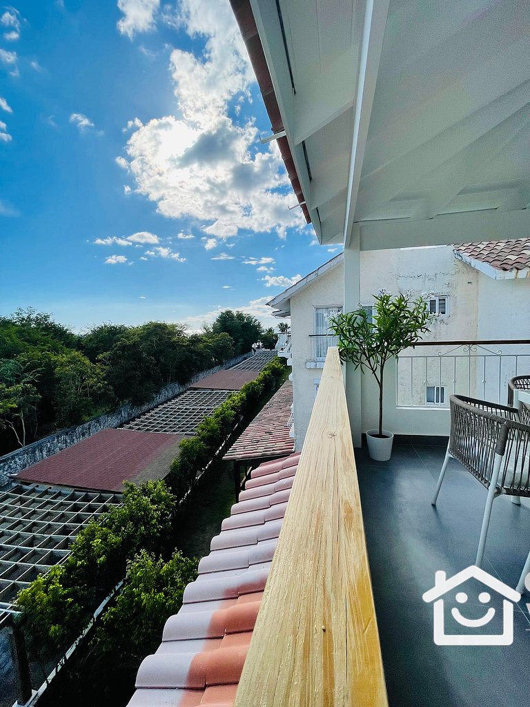 Cadaques Apartment, 2 Bedrooms, Beach View