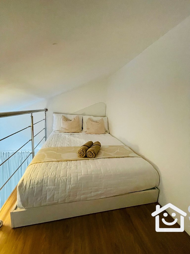 Cadaques Apartment, 2 Bedrooms, Beach View