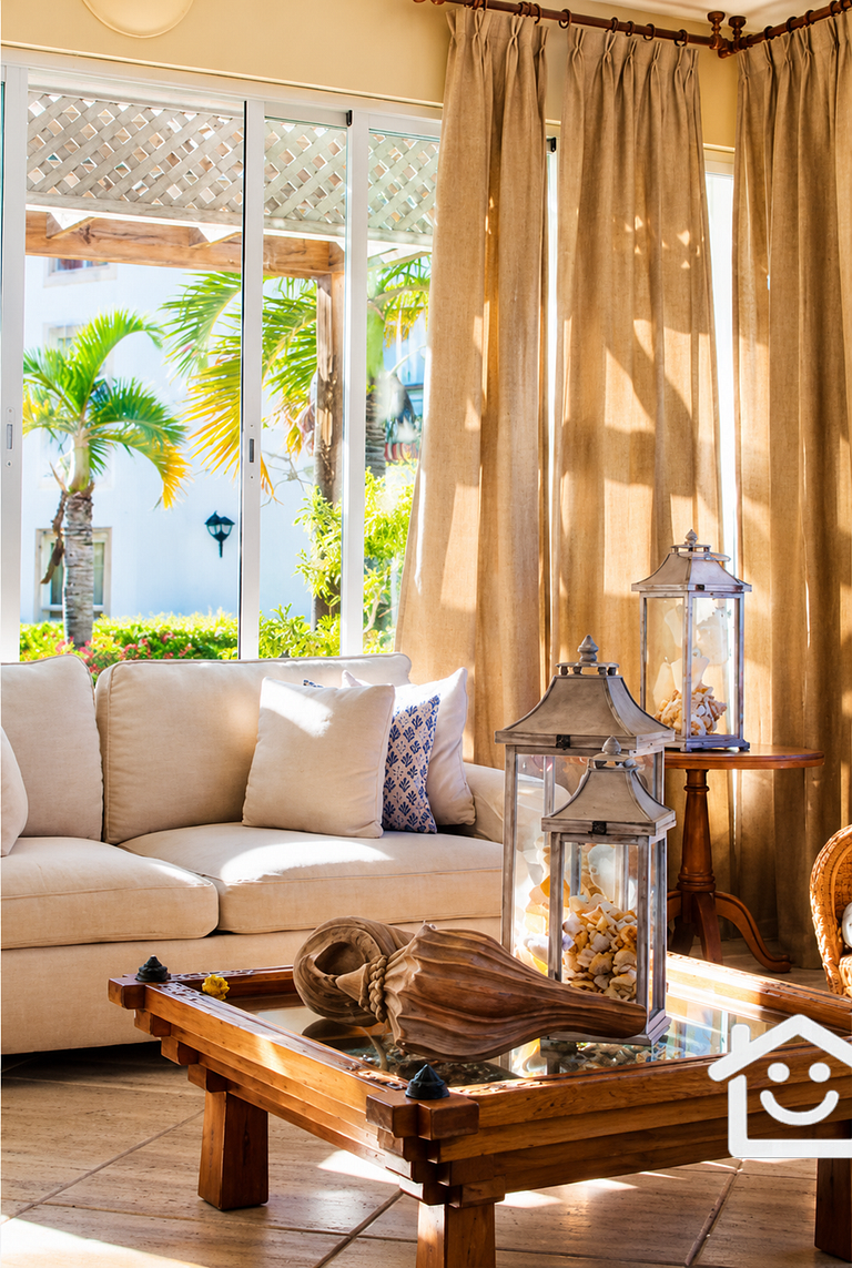 Cadaques Apartment, 2 Bedrooms, Beach View