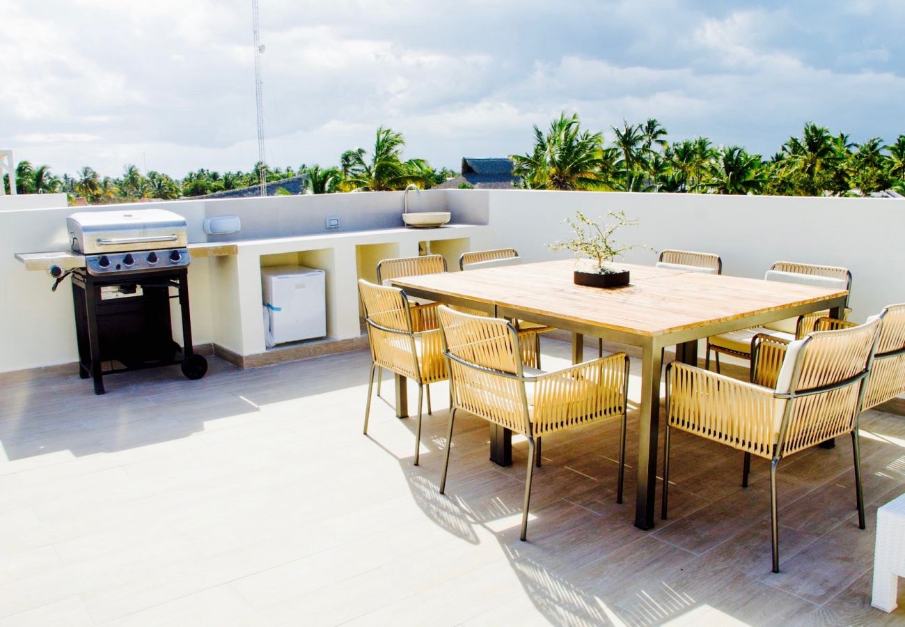 Apartment in Bávaro - Luxurious pent house steps from the beach. C4. Los