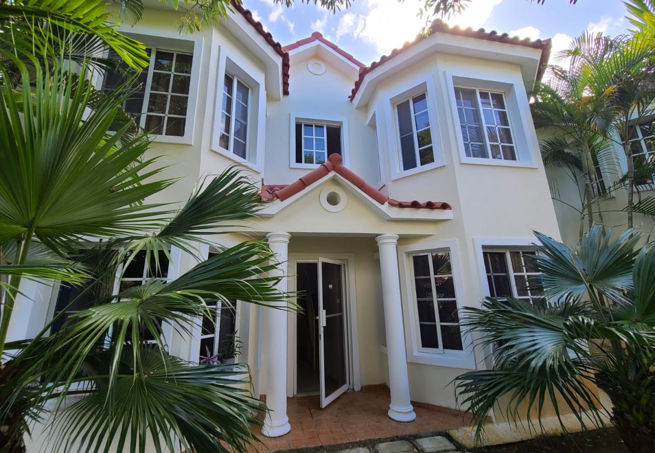 Apartment in Bávaro - Beach apartment with private beach access. Playa B