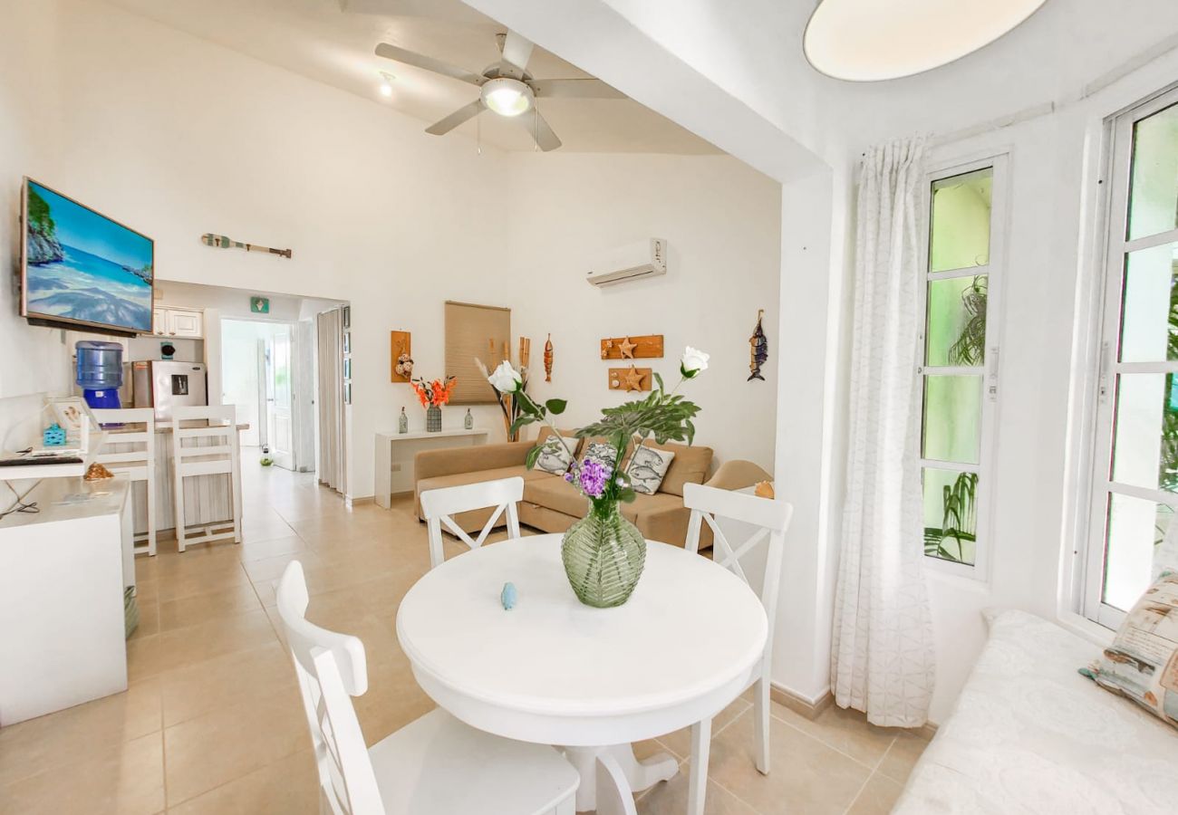 Apartment in Bávaro - Beach apartment with private beach access. Playa B