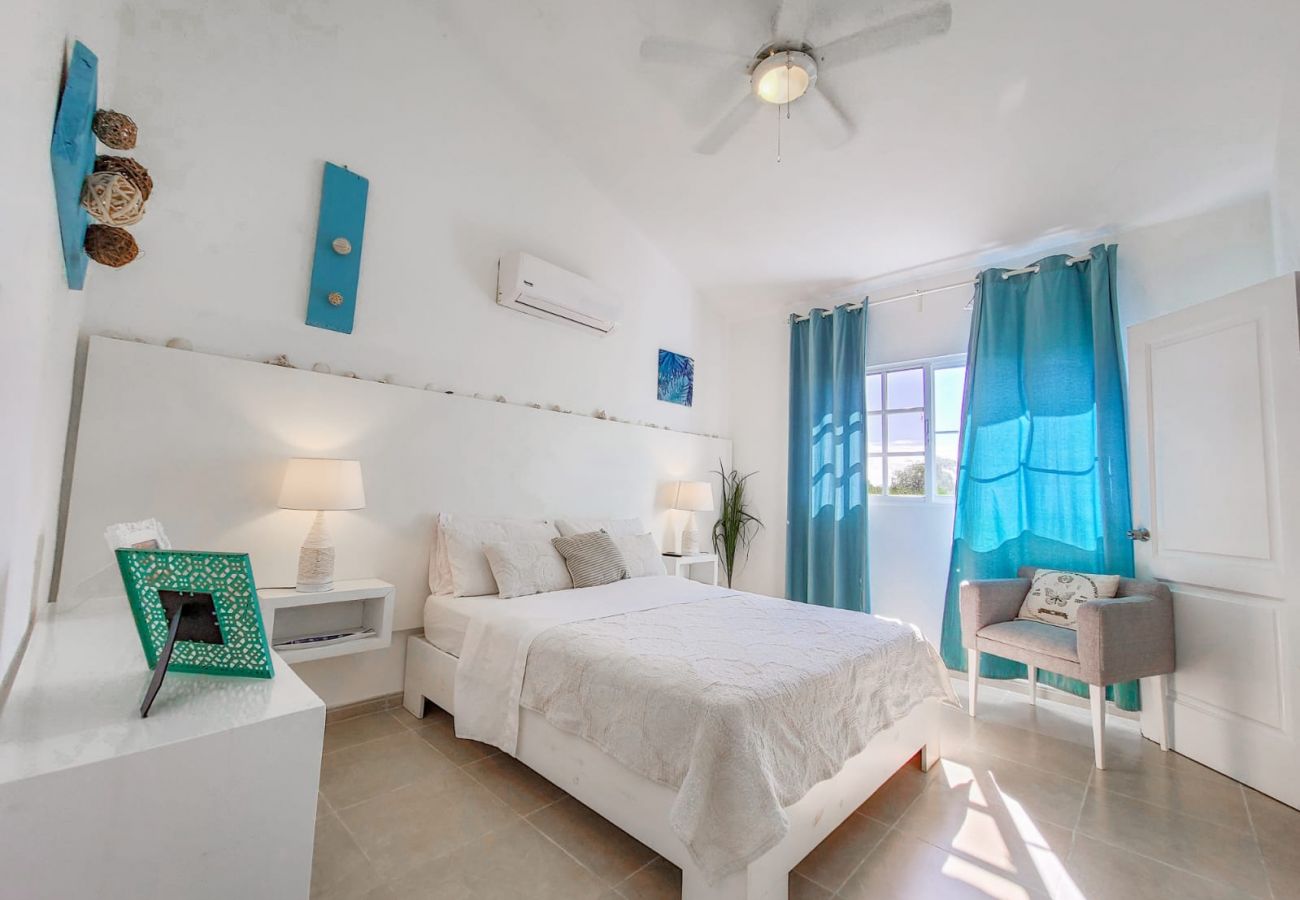 Apartment in Bávaro - Beach apartment with private beach access. Playa B