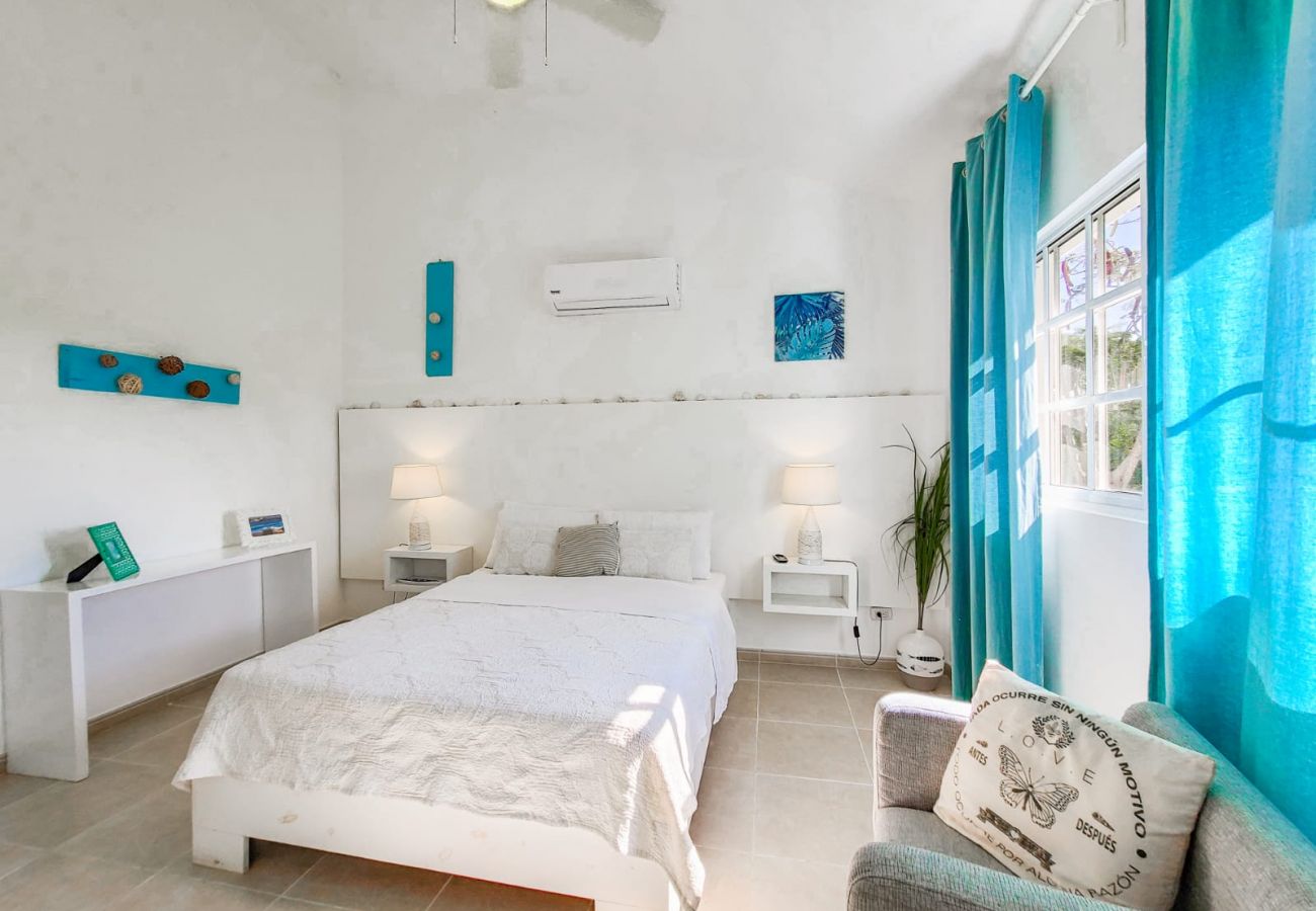 Apartment in Bávaro - Beach apartment with private beach access. Playa B