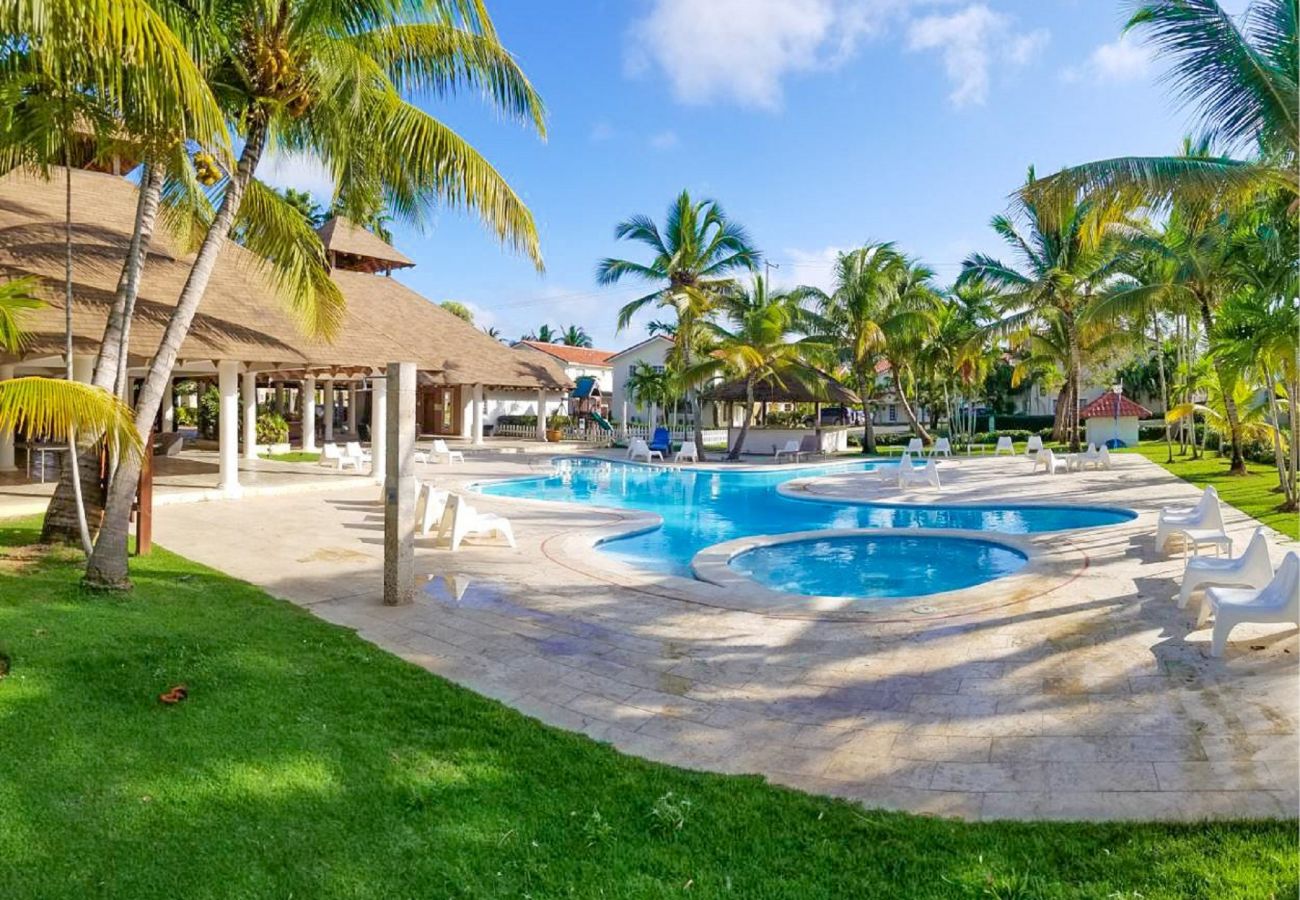 Apartment in Bávaro - Beach apartment with private beach access. Playa B