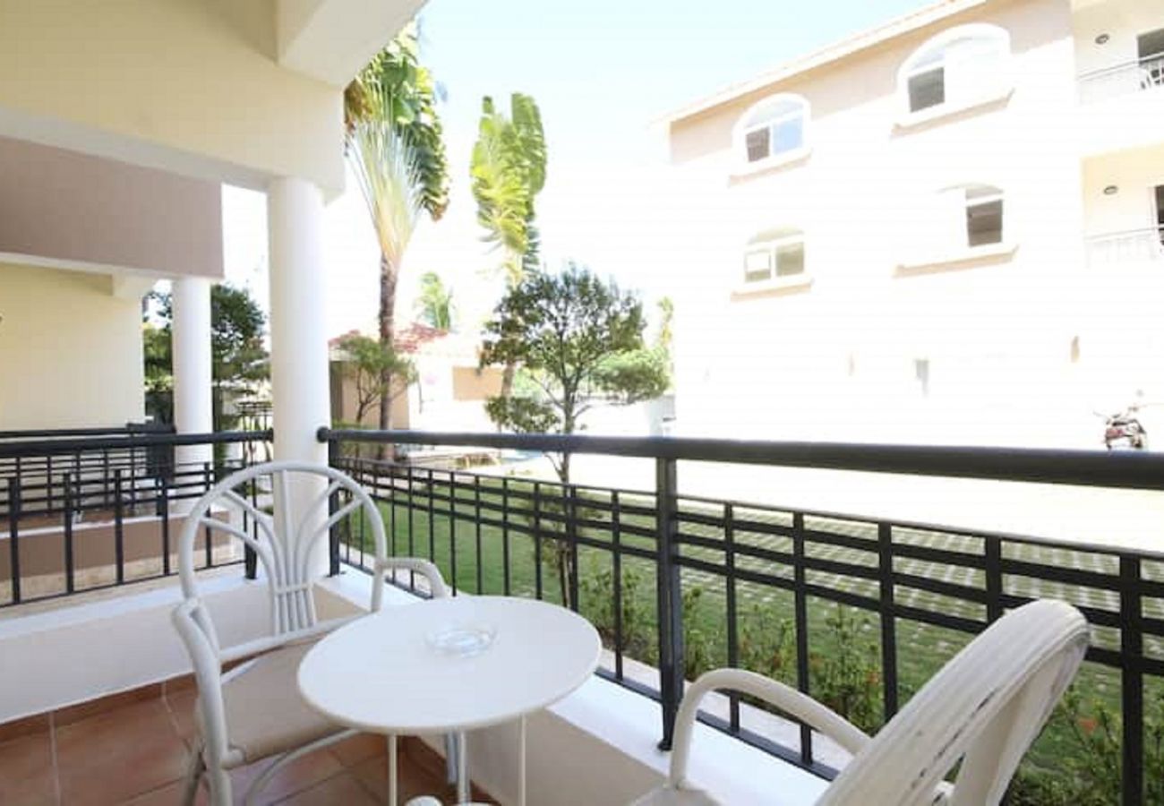 Apartment in Bávaro - IRIS. Ground floor apartment in El Cortecito. Play