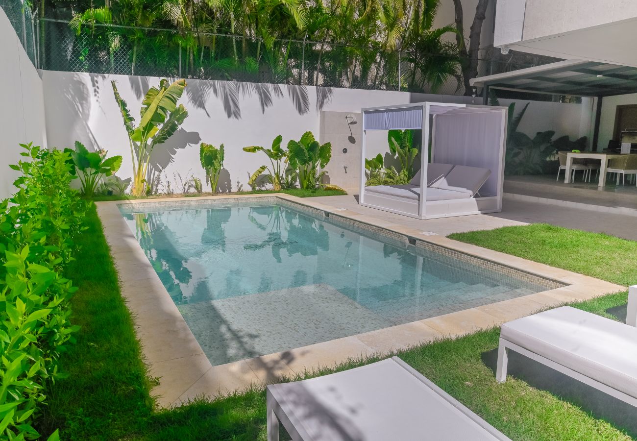 Apartment in Bávaro - Terrific roof terrace with private picuzzi and BBQ