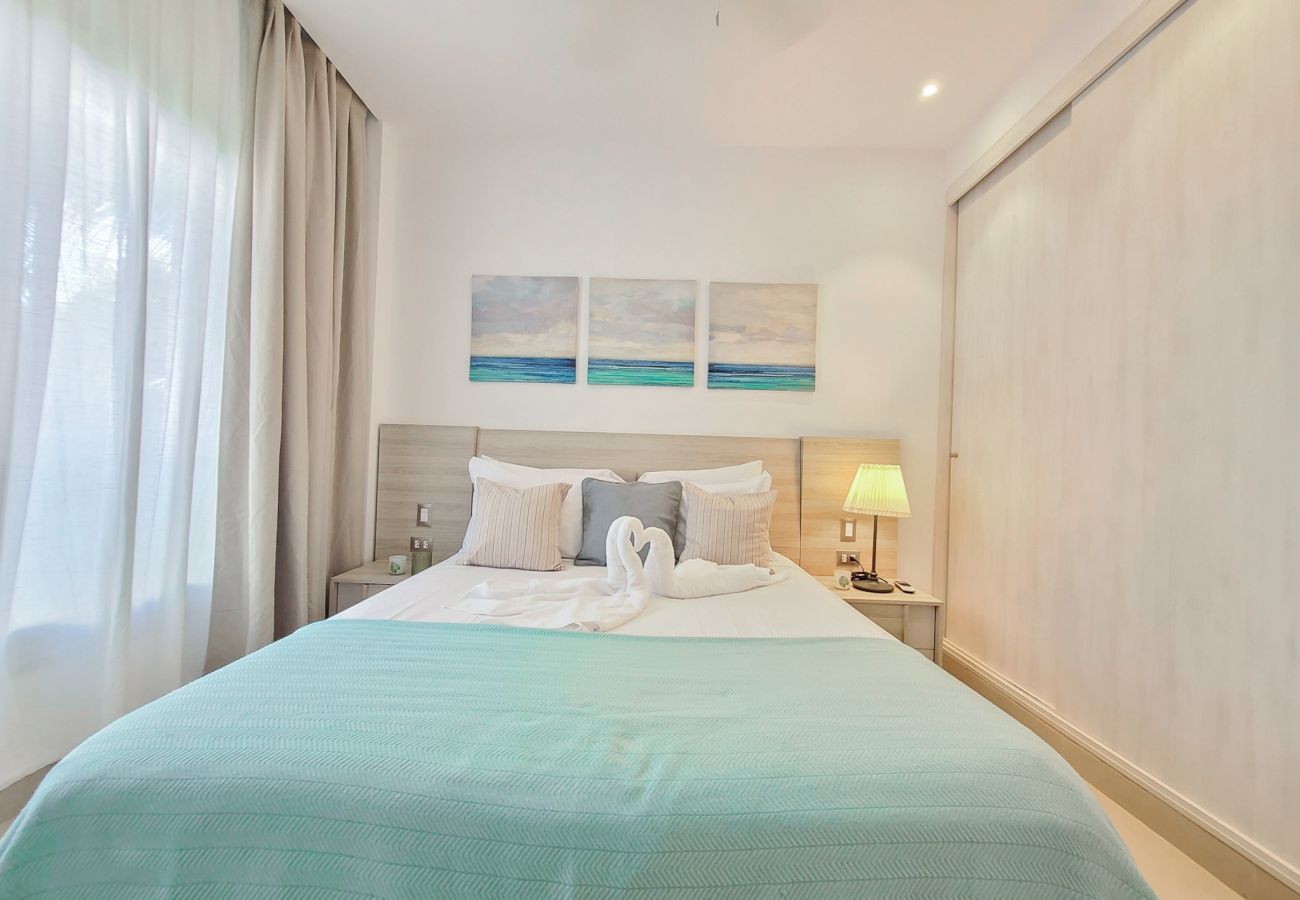 Apartment in Bávaro - Amazing condo steps to the Playa Bavaro Beach. BGB