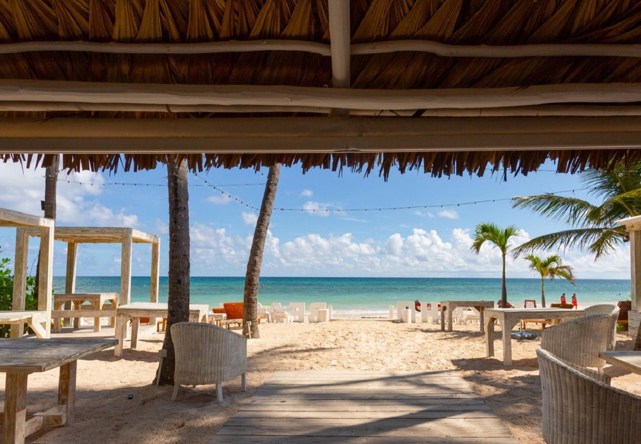 Apartment in Bávaro - Amazing condo steps to the Playa Bavaro Beach. BGB