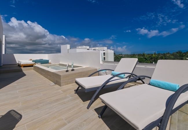  in Bávaro - Gorgeous private roof with private picuzzi. A401 