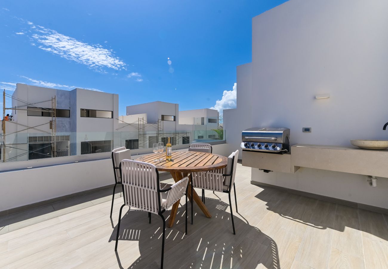 Apartment in Bávaro - Gorgeous private roof with private picuzzi. A401 