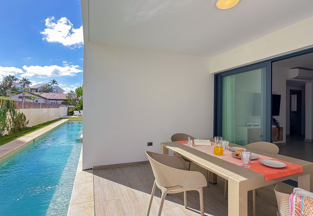 Apartment in Bávaro - Gorgeous Swim up apartment close to Playa Bavaro. 