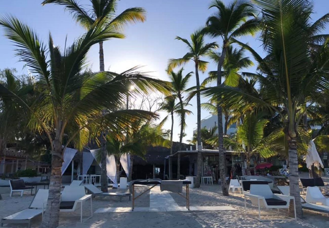 Apartment in Bávaro - New apartment with shared pool in Playa Bavaro.